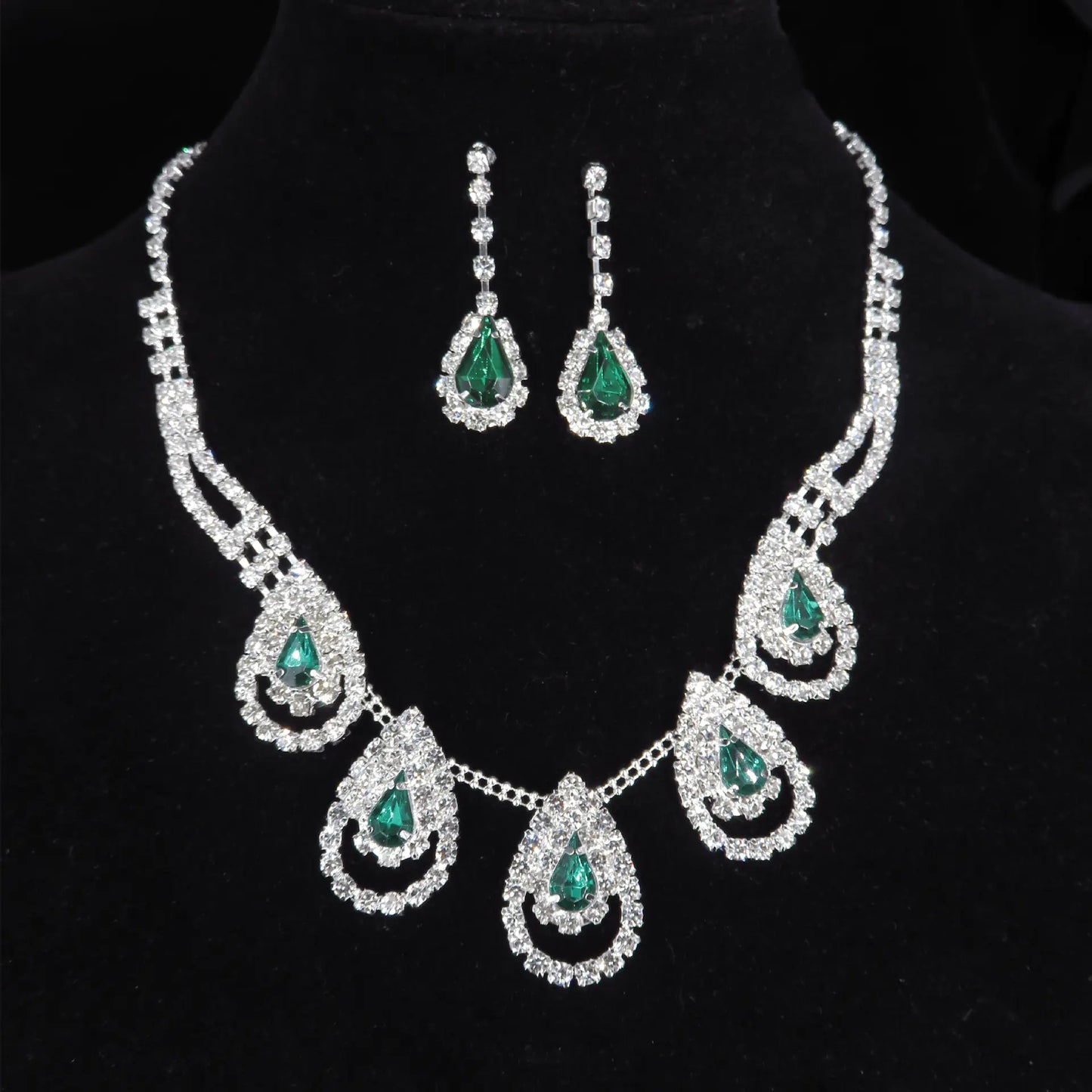 Elegant Blue Teardrop Zirconia Jewelry Set – Necklace & Earrings/3pcs