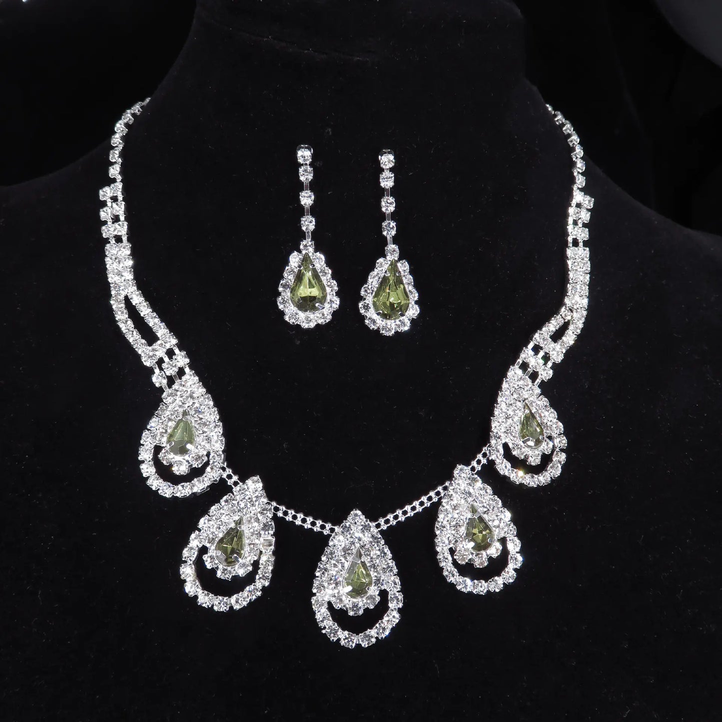 Elegant Blue Teardrop Zirconia Jewelry Set – Necklace & Earrings/3pcs